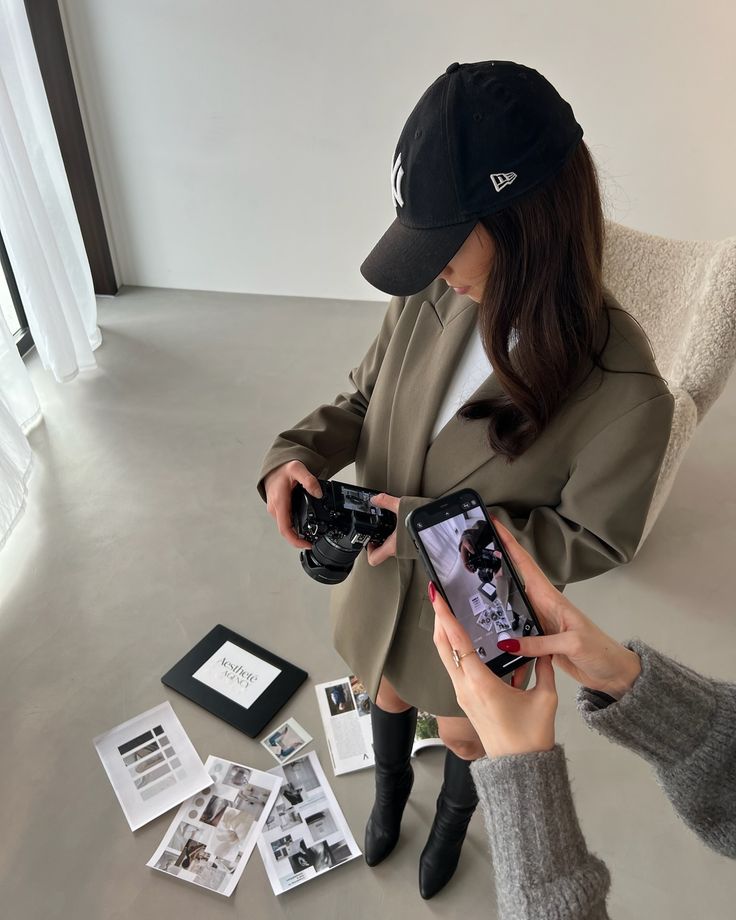 Photo camera and image selection with moodboard prints
